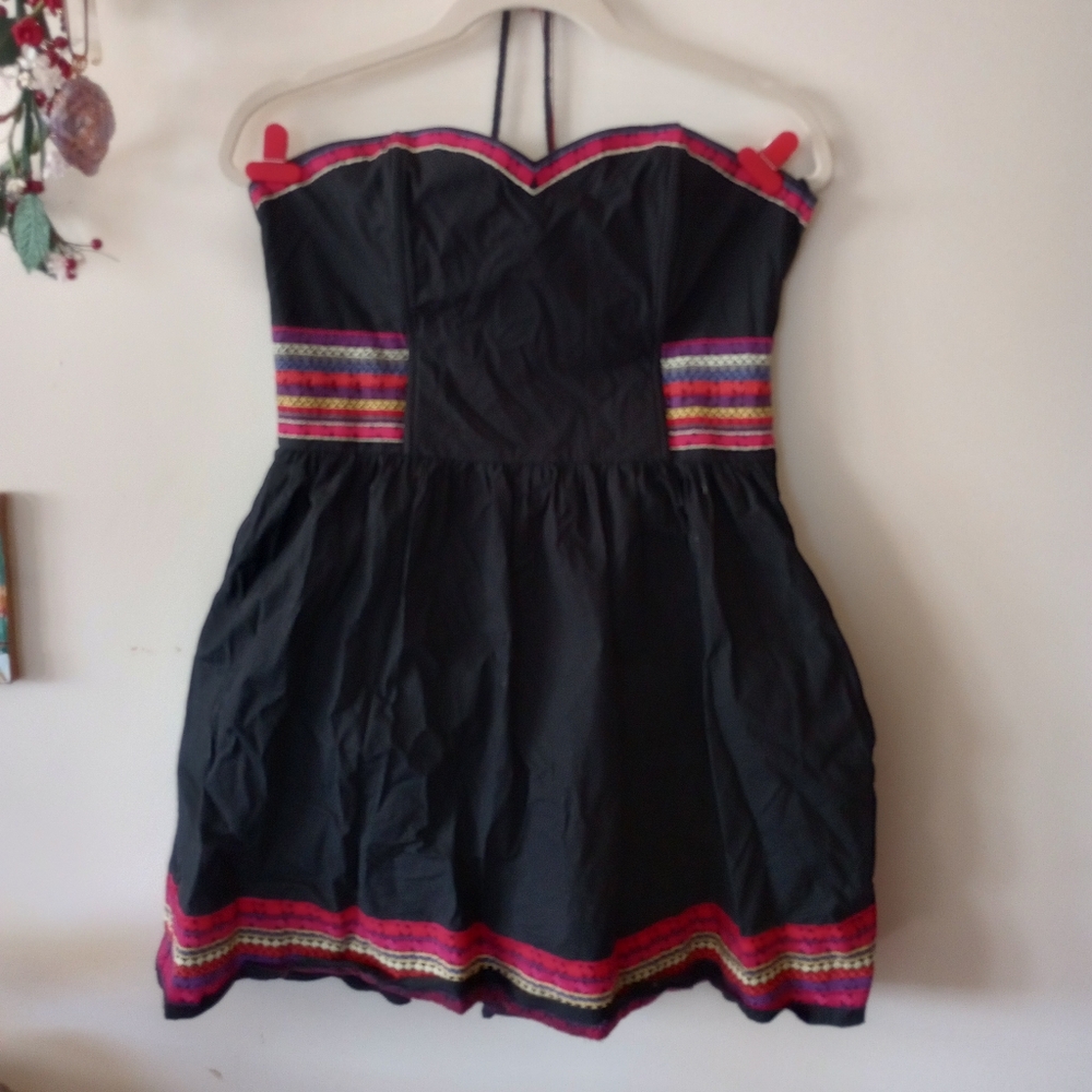 Embroidery mini dress